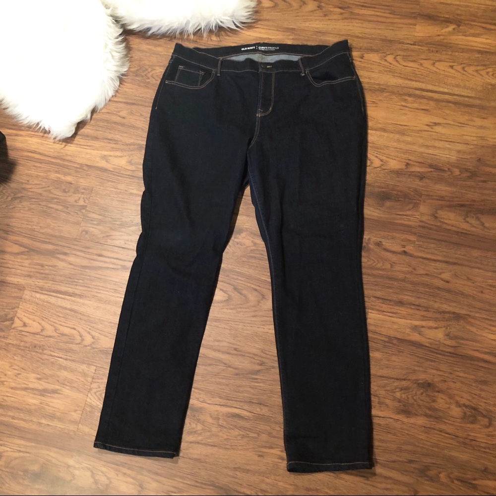 Old Navy Curvy Profile Mid-Rise Dark Wash Jean 18